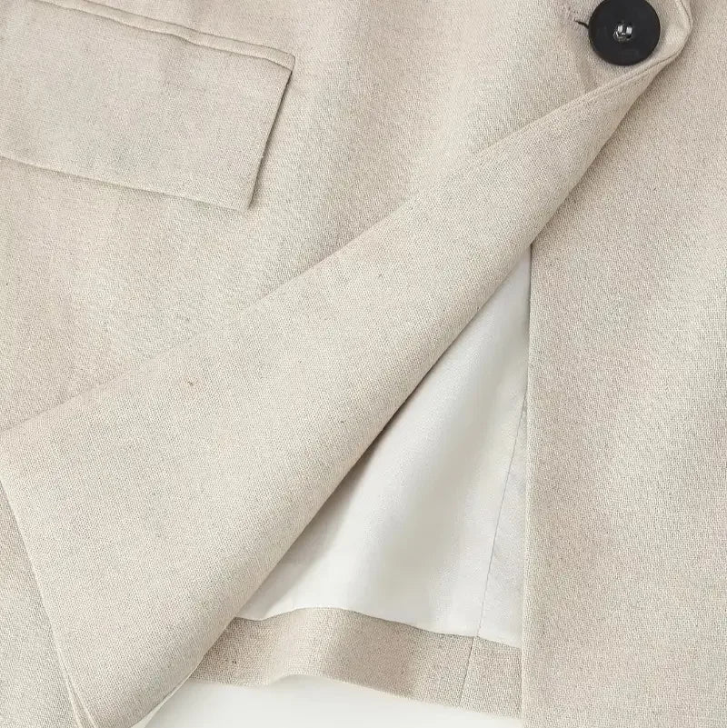 Blazer Feminino Alfaiataria Bege Amélia - ZARIF, zoom na parte inferior frontal