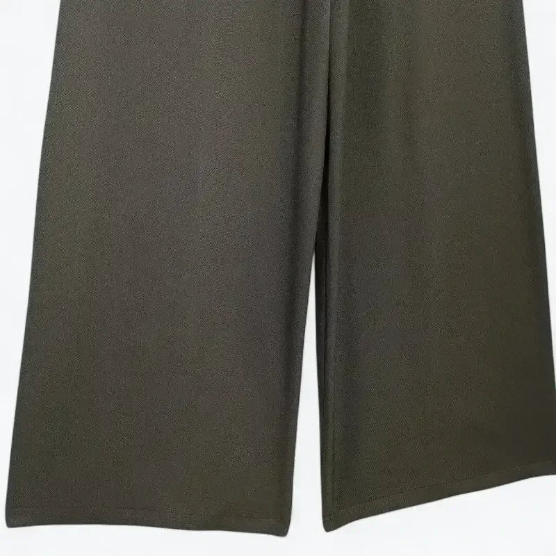 Calça Pantalona Alfaiataria Verde Esme - ZARIF, vista inferior traseira