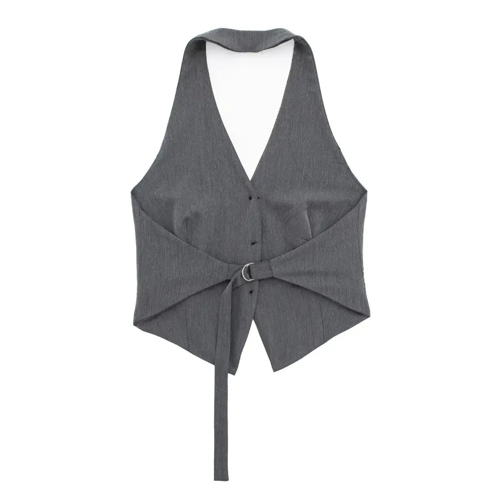 Vista traseira do colete feminino de alfaiataria cinza, estilo frente única, com tira ajustável com fivela prateada, exibido em fundo branco.