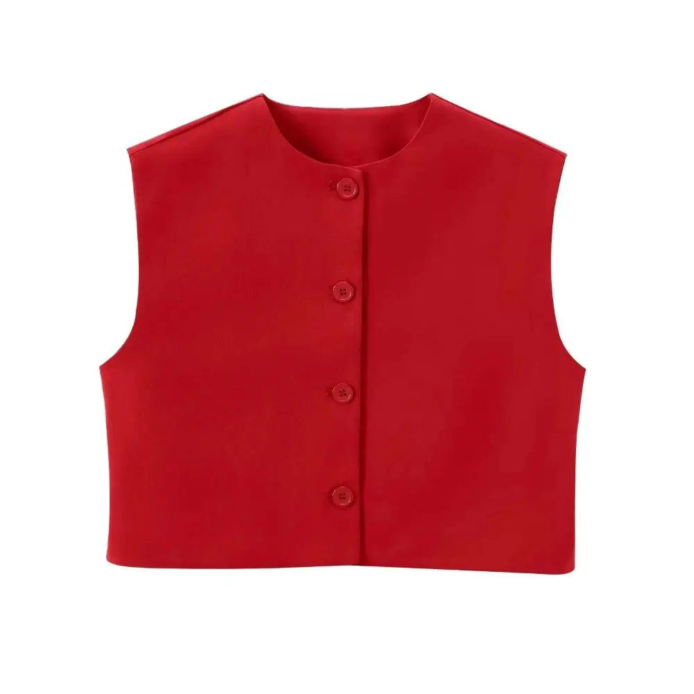 Colete feminino de alfaiataria vermelho, sem mangas, com gola redonda e abotoamento frontal por quatro botões vermelhos, exibido em fundo branco